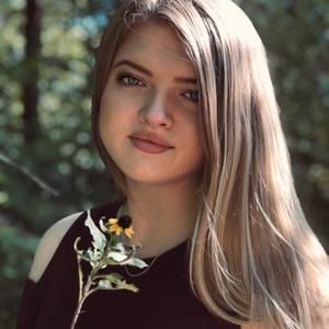 Meet your Posher, Catherine